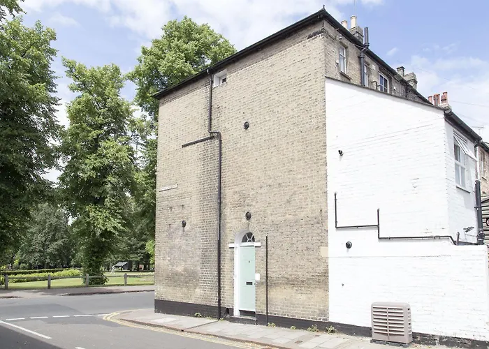 Top Hotels in Cambridge City Centre