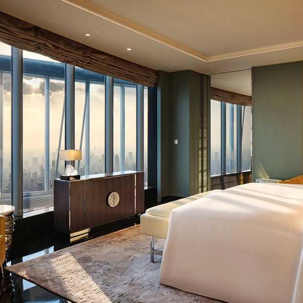 In Shanghai is het J Hotel geopend: het hoogste hotel ter wereld